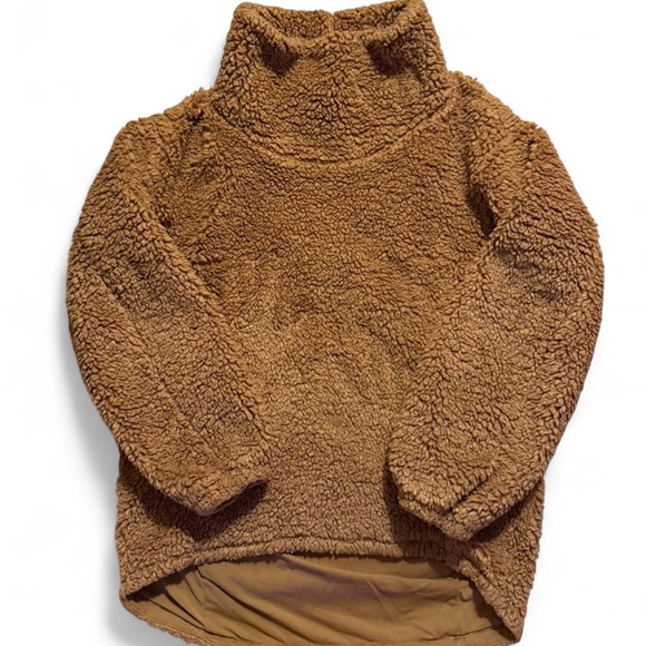 lululemon athletica Sweaters - Lululemon Brown Sherpa Fleece Pullover Size 4